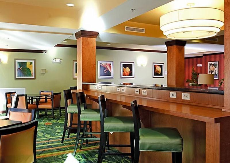 Fairfield Inn & Suites Columbia Northeast Экстерьер фото