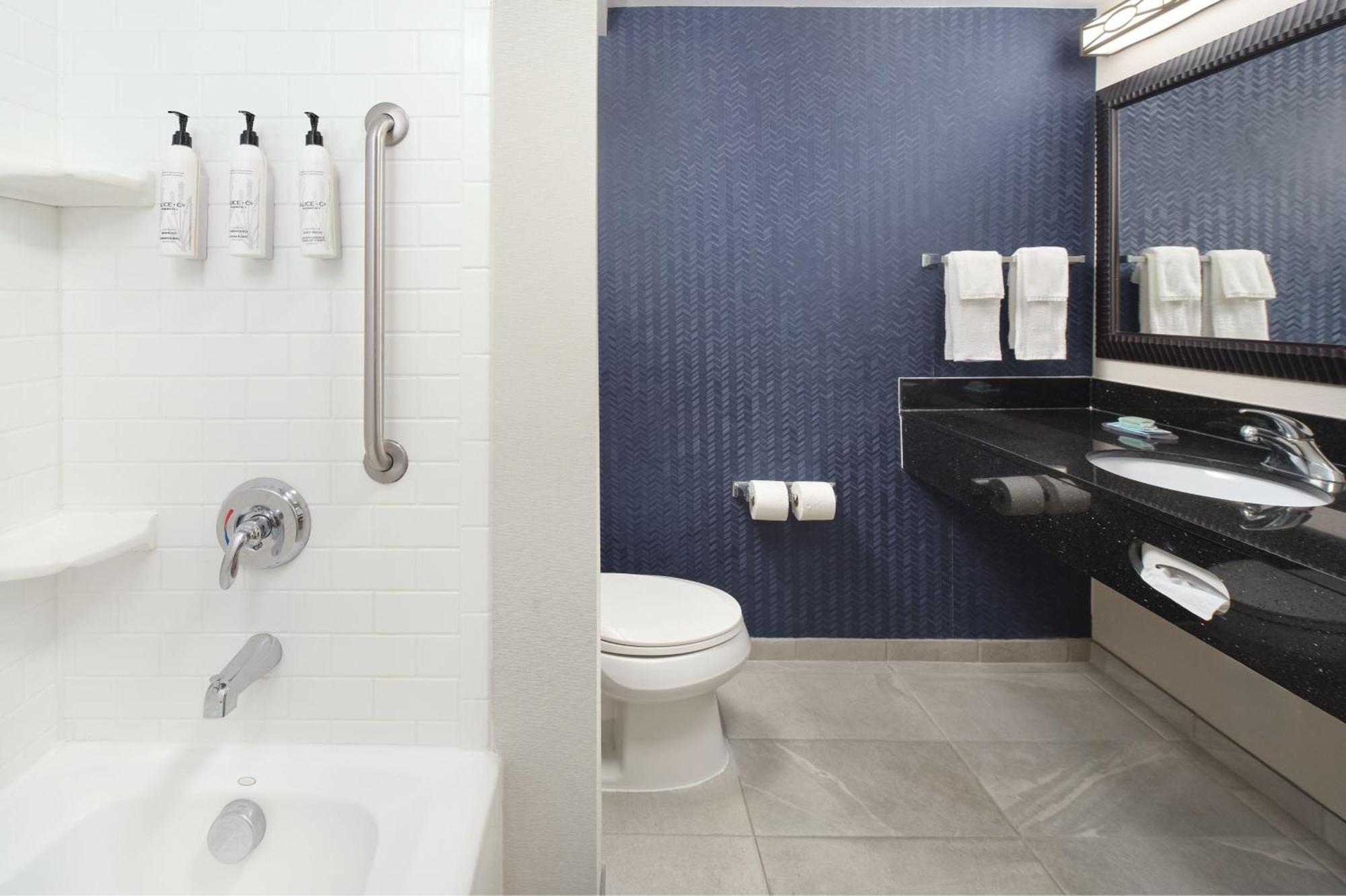 Fairfield Inn & Suites Columbia Northeast Экстерьер фото